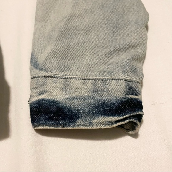 GUESS Women’s Denim Jean Jacket Size Small - Picture 13 of 16